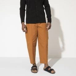 Birkenstock Arizona Sandales Cuir nubuck Regular Homme, marron 13 Birkenstock Arizona Sandales Cuir nubuck Regular Homme, marron -Chaussures loisir & Bottes Soldes birkenstock arizona sandals nubuck leather regular men desert buck black 6