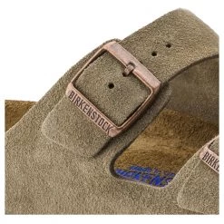 Birkenstock Arizona SFB Sandales Daim Cuir Regular, beige 8 Birkenstock Arizona SFB Sandales Daim Cuir Regular, beige -Chaussures loisir & Bottes Soldes birkenstock arizona sandals suede leather soft footbed regular taupe 2